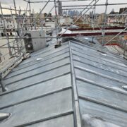 Travaux de couverture en zinc